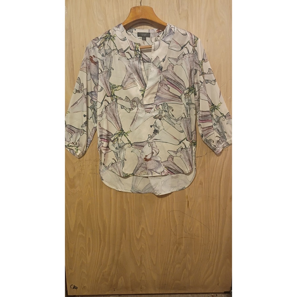 Lysse New York Floral Lily Blouse 3/4 Sleeve Med. Business Casual, Office Wear.